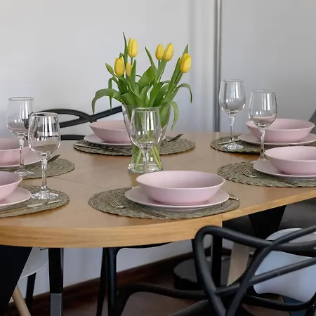 Przestronny Z Balkonem W Centrum & Blisko Plazy By Renters * كولوبرزيغ