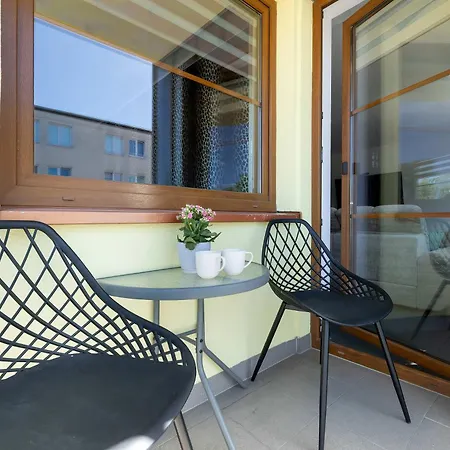 Przestronny Z Balkonem W Centrum & Blisko Plazy By Renters كولوبرزيغ