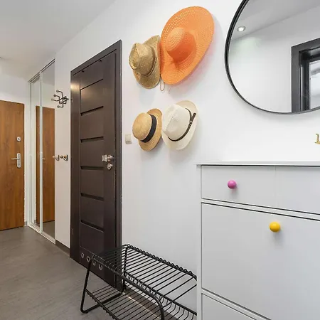 Przestronny Z Balkonem W Centrum & Blisko Plazy By Renters كولوبرزيغ